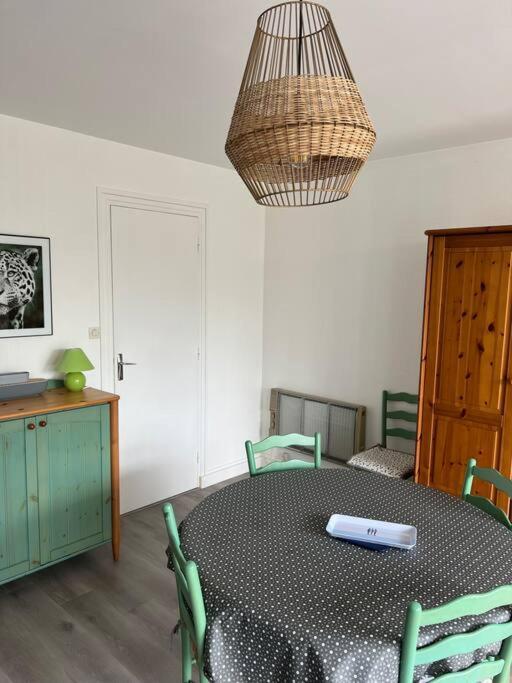 Bel Appartement De Bord De Mer Avec Veranda Roscoff Eksteriør bilde